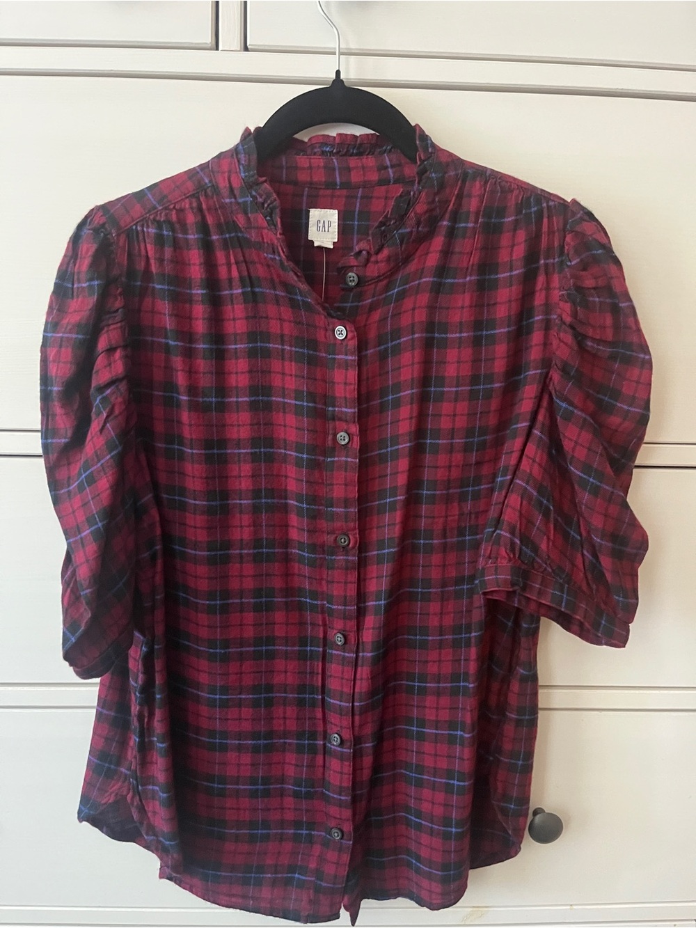 NWT Women’s GAP Burgundy & Black Plaid Blouse with Short Puff Sleeves Size Small